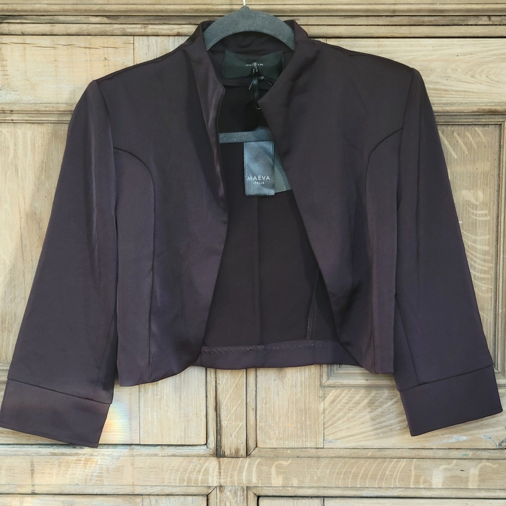 MAEVA Women's Cropped Blazer